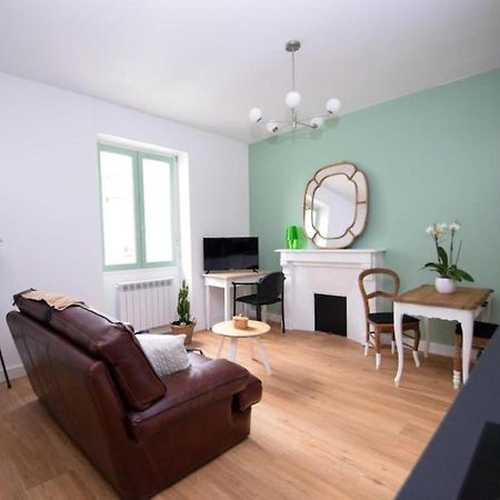 Appartement Entre Plage De L'Ecluse Et Place Du Marche Dinard Ngoại thất bức ảnh