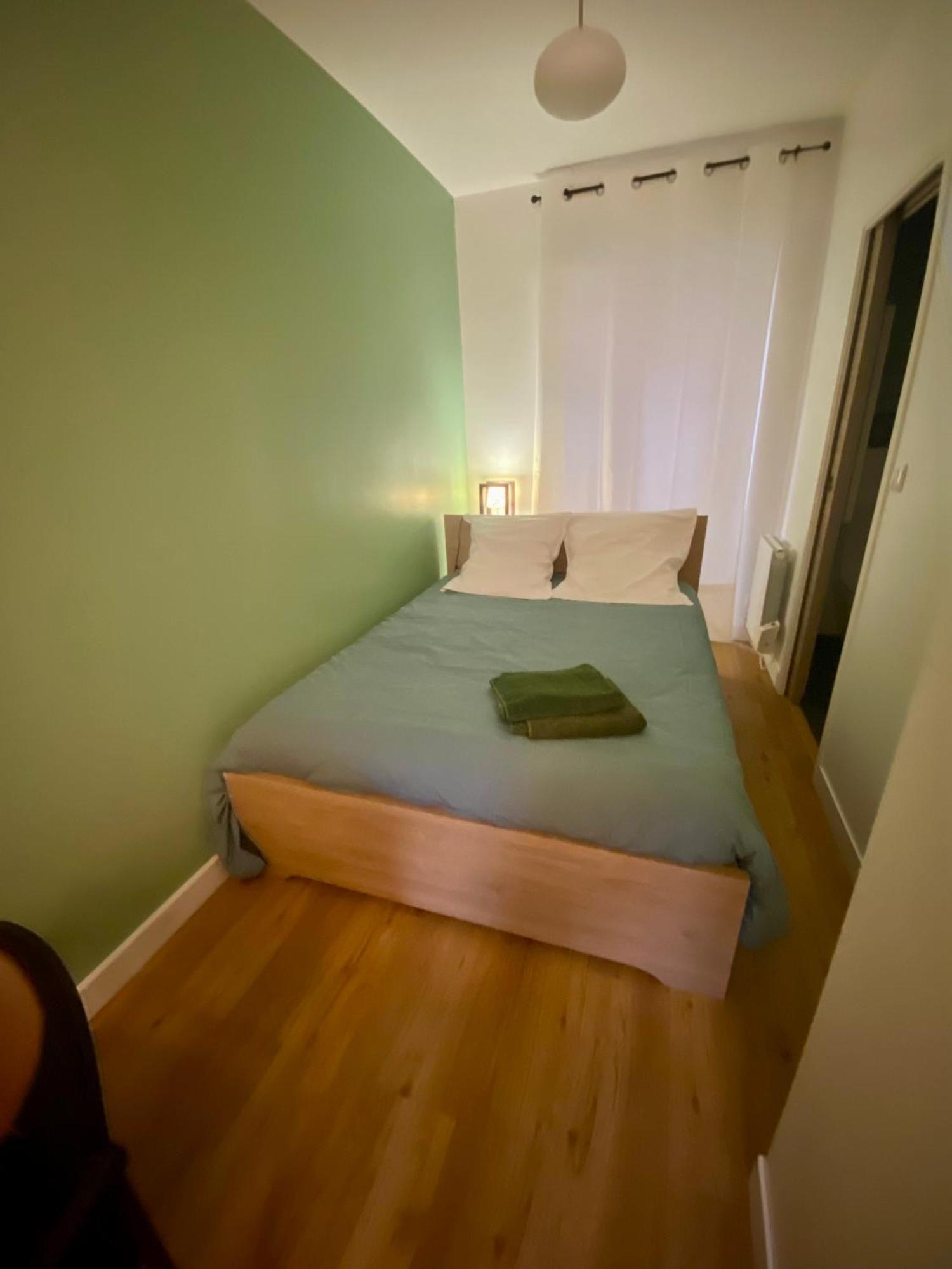 Appartement Entre Plage De L'Ecluse Et Place Du Marche Dinard Ngoại thất bức ảnh