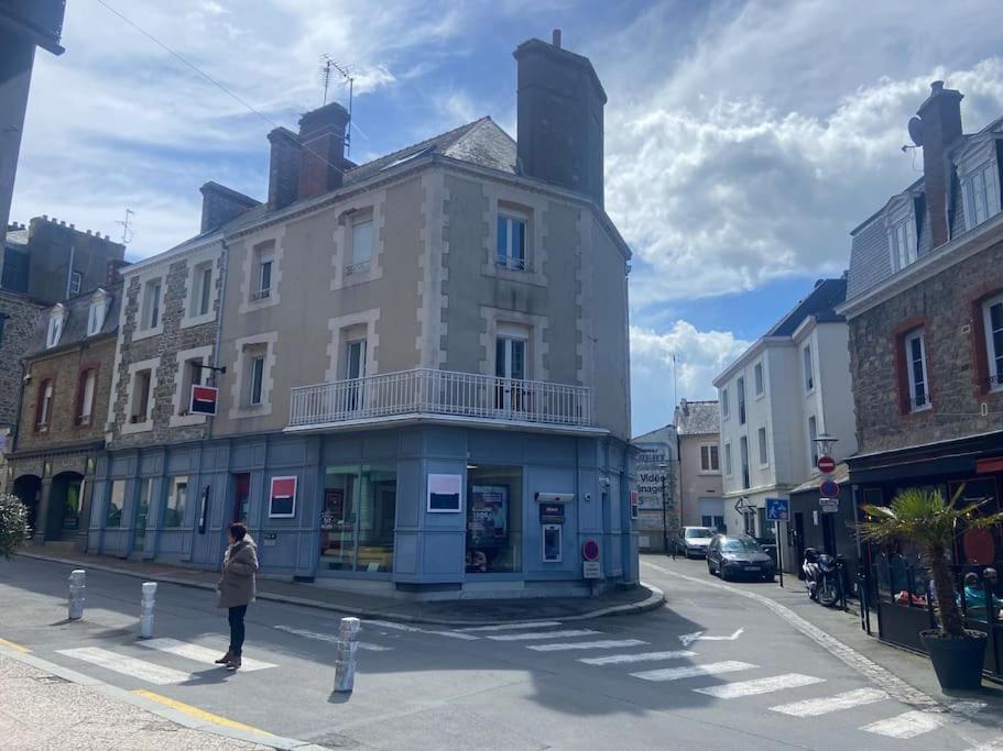 Appartement Entre Plage De L'Ecluse Et Place Du Marche Dinard Ngoại thất bức ảnh